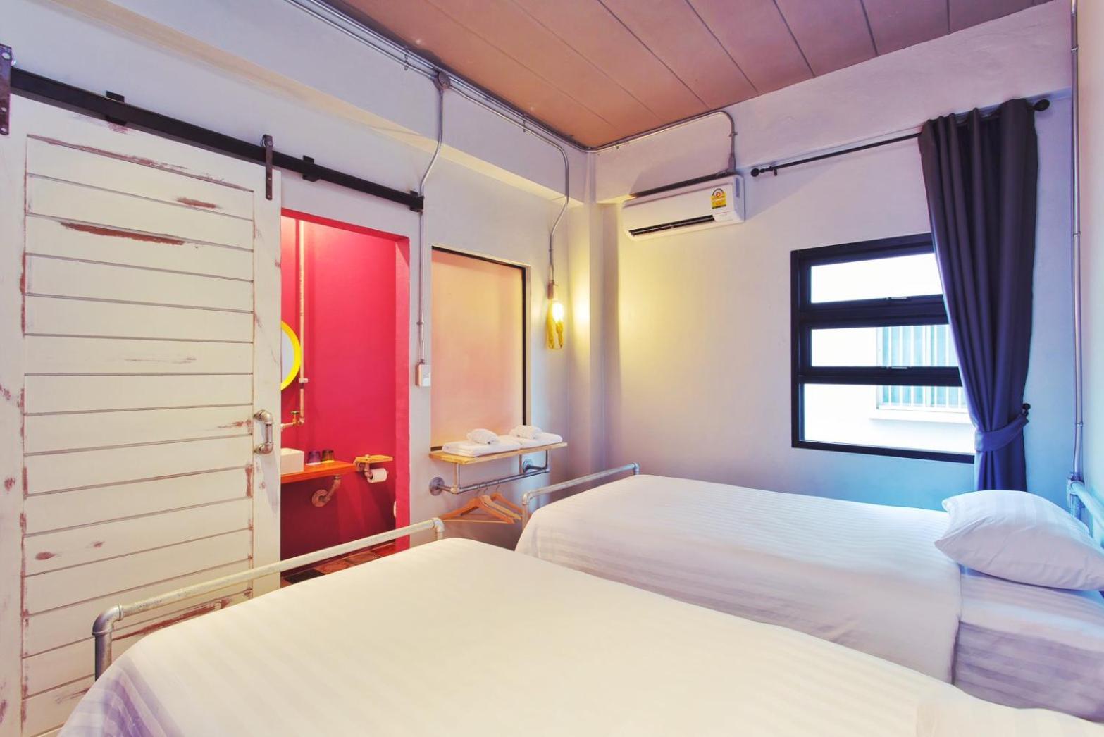 Bloo Hostel Phuket Стая снимка